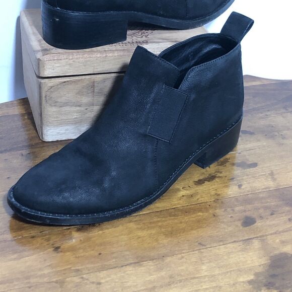 EILEEN FISHER Ankle Boots Womens 8.5 Black Nubuck Leather Pull On Block Heel - Picture 1 of 14